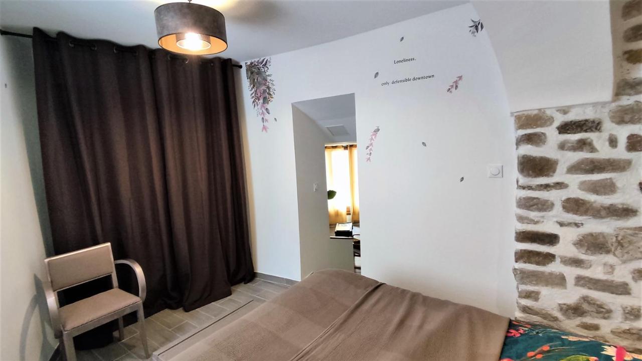 Appartement Petite pause à Pourrières Extérieur photo